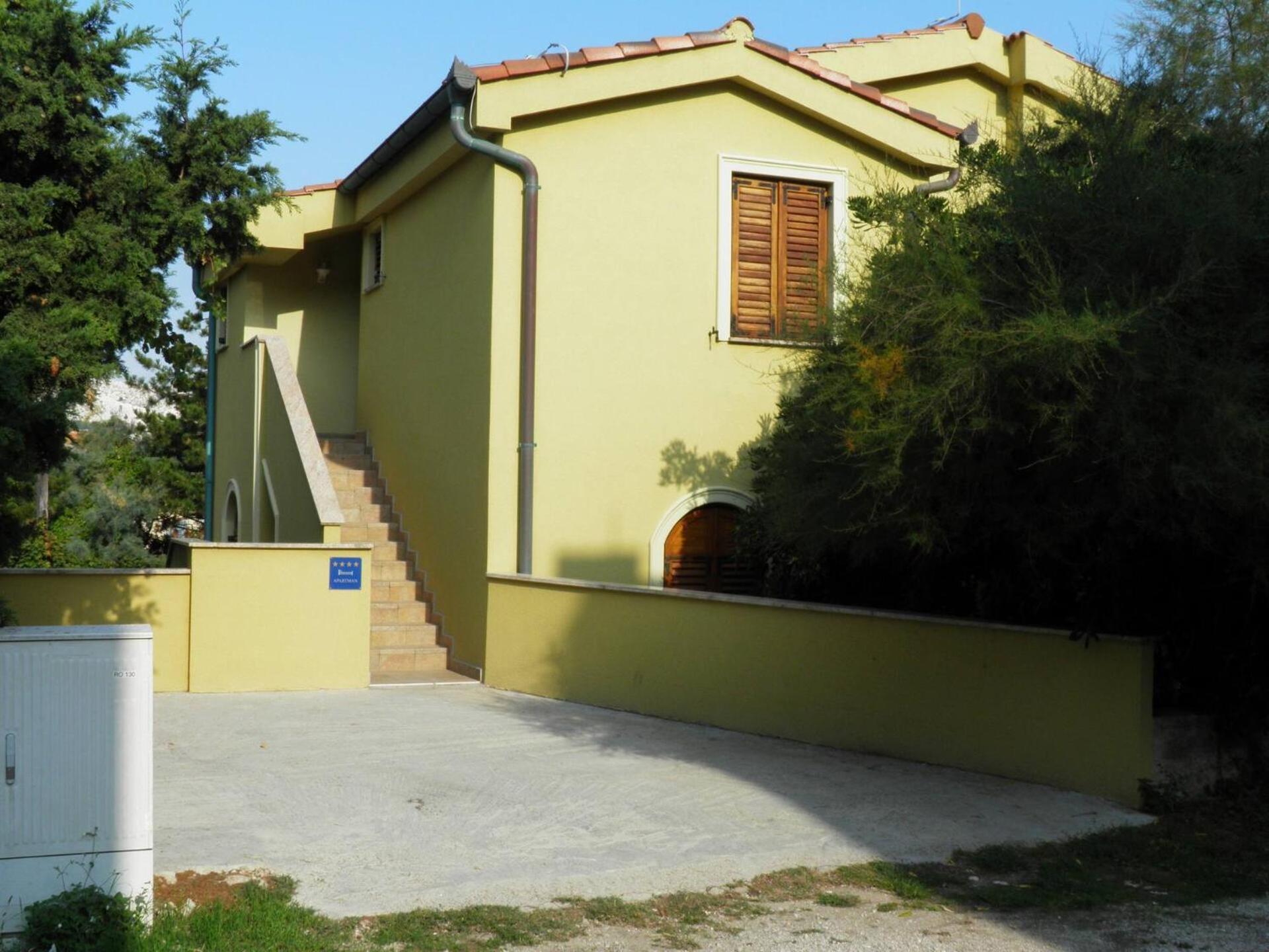 Apartments Mrkus Baška Eksteriør billede